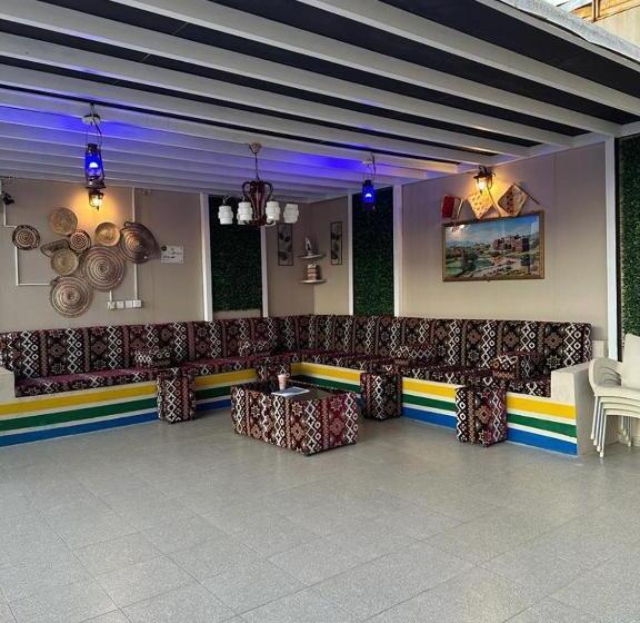 منتجع وشاليه فاملي ستار