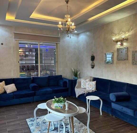 منتجع وشاليه فاملي ستار