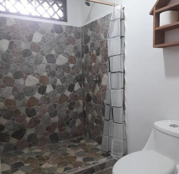 تختخواب و صبحانه Alojamiento En Orosi: Un Pedacito Del Caribe