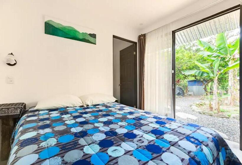 تختخواب و صبحانه Alojamiento En Orosi: Un Pedacito Del Caribe