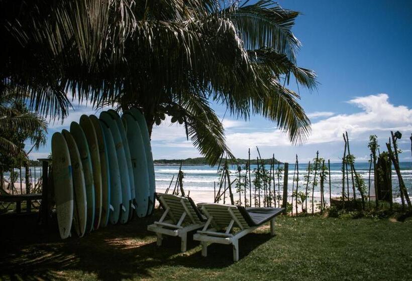 مبيت وإفطار Calma   Surf, Yoga & Coffee On A Private Beach