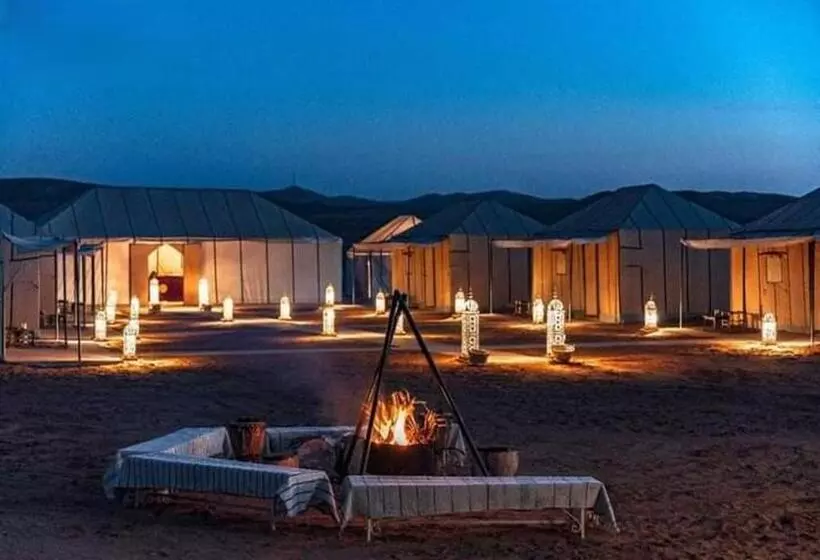Aamiaismajoitus (B&B) Titanic Merzouga Camp