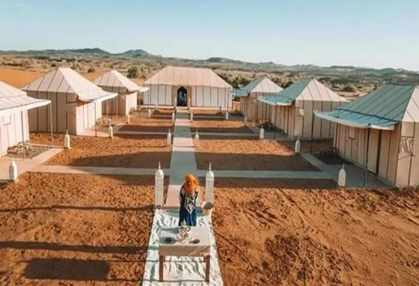 Aamiaismajoitus (B&B) Titanic Merzouga Camp
