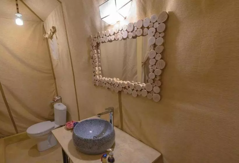 Aamiaismajoitus (B&B) Titanic Merzouga Camp