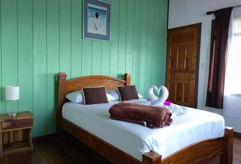 Hotelli Aurora Inn, Nuevo Arenal