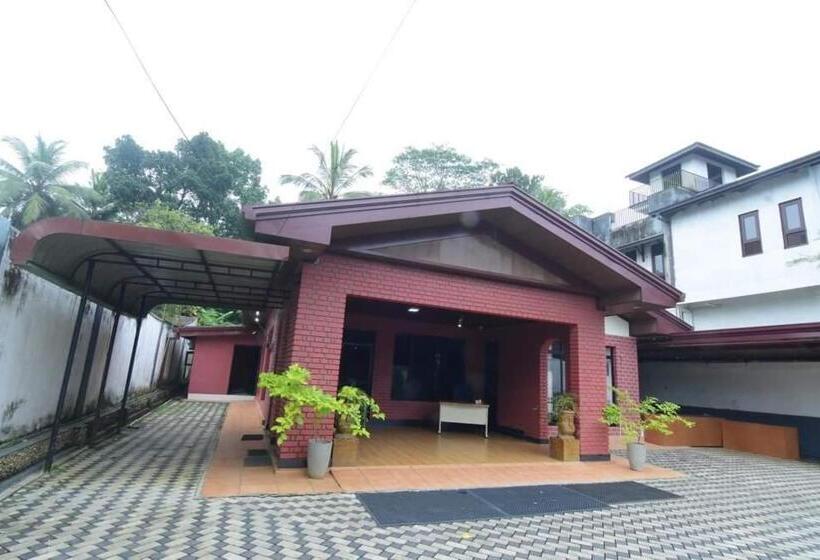 호텔 Chana Bricks Bungalow