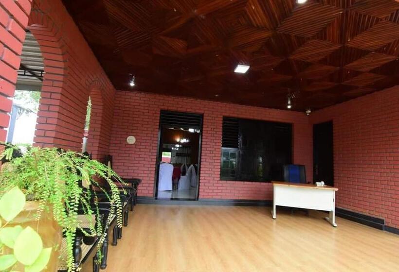 호텔 Chana Bricks Bungalow