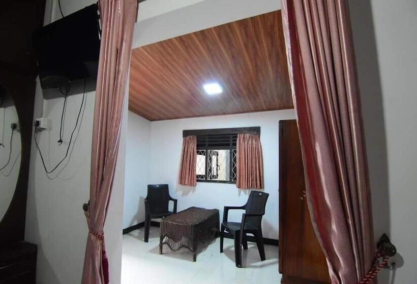 호텔 Chana Bricks Bungalow