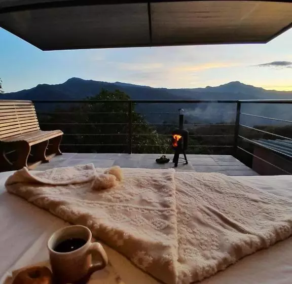 カプセルホテル Mamaterra Glamping