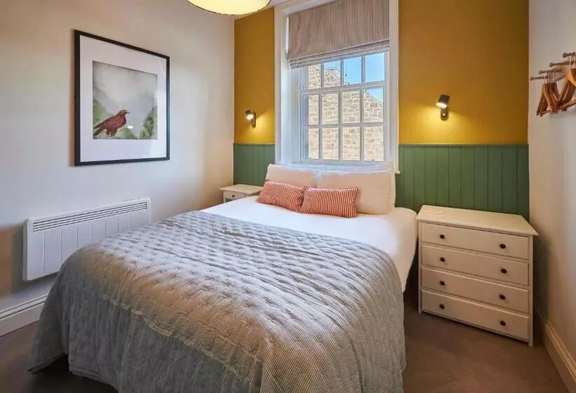 Arlington House Hotel   Self Check In Suites