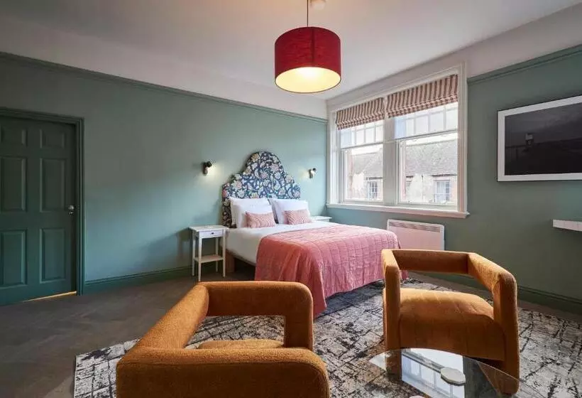 Arlington House Hotel   Self Check In Suites