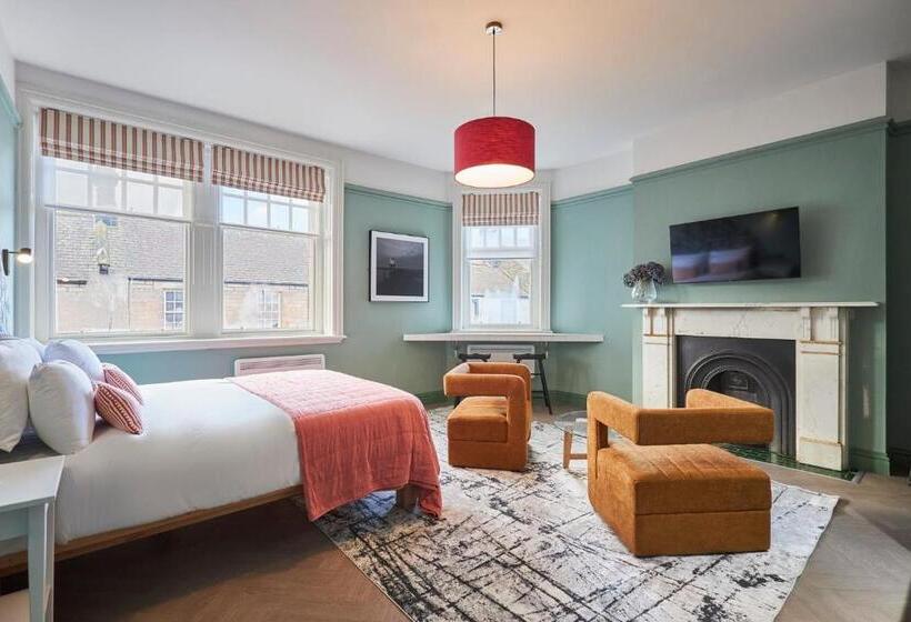 Arlington House Hotel   Self Check In Suites