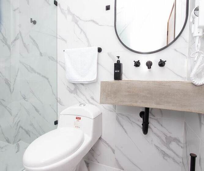 فندق Kuko Suites