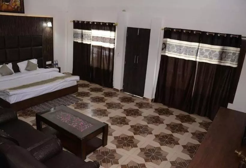 Hotelli Little Heart Resort