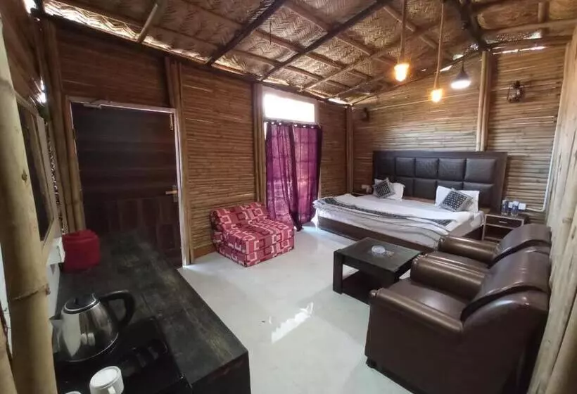 Hotelli Little Heart Resort