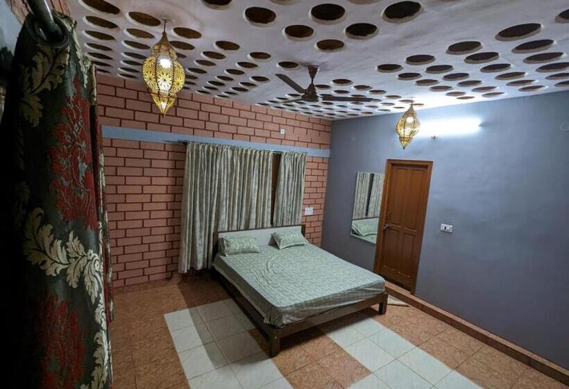 Hotel Mango Castle Eco Stay