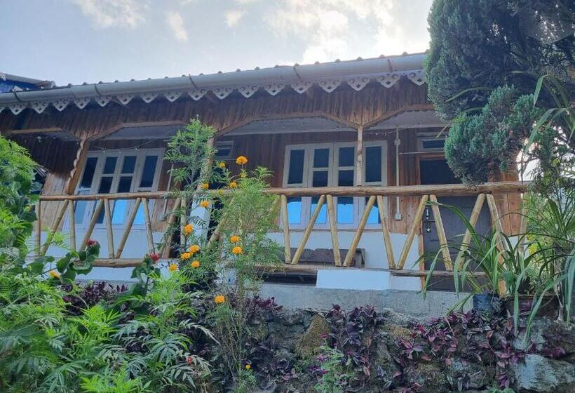 Отель Orange Garden Farmstay