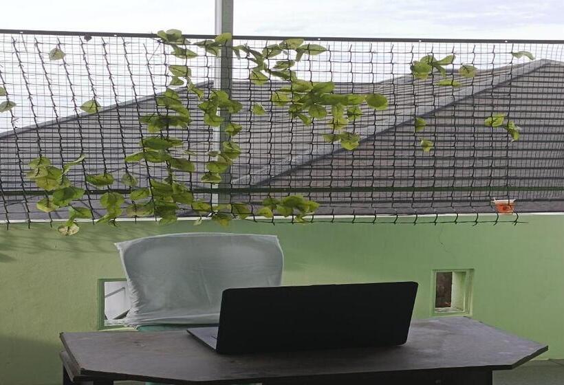 Hotel Oyo 93340 Angsana Aglow Homestay