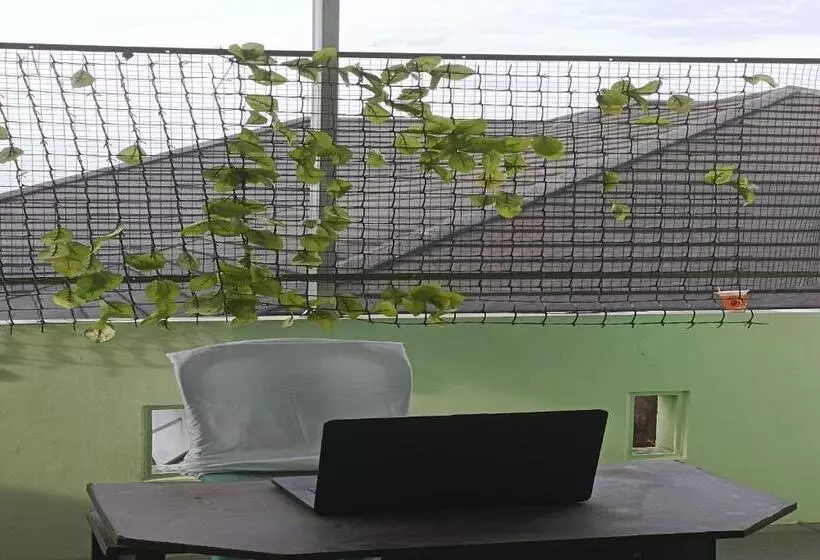 Hotelli Oyo 93340 Angsana Aglow Homestay