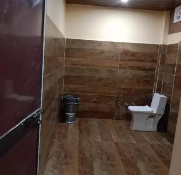 ホテル Shreyash Resorts