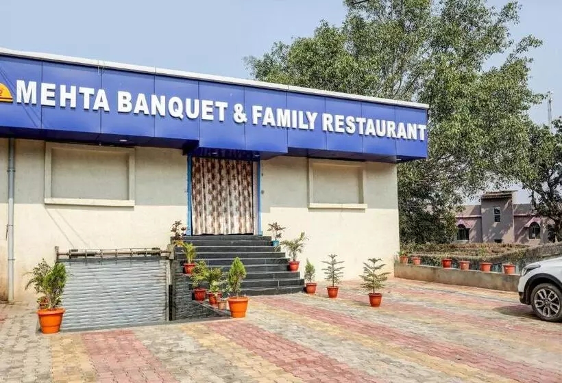Hotelli Spot On Mehta Banquet And Restaurant