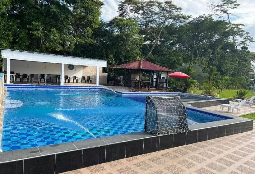 ペンション Hospedaje Familar Campestre Villa Alondra