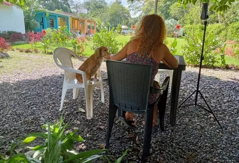 ペンション Hospedaje Familar Campestre Villa Alondra