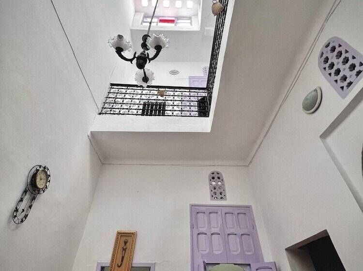 פנסיון Dar Yamna