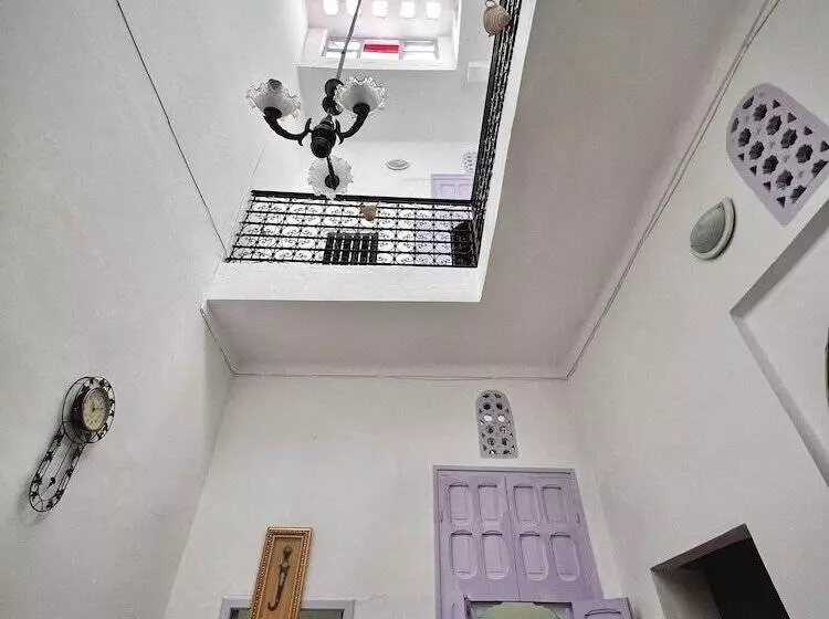 پانسیون Dar Yamna