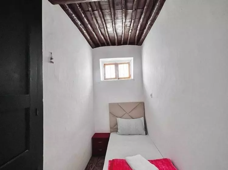 پانسیون Dar Yamna