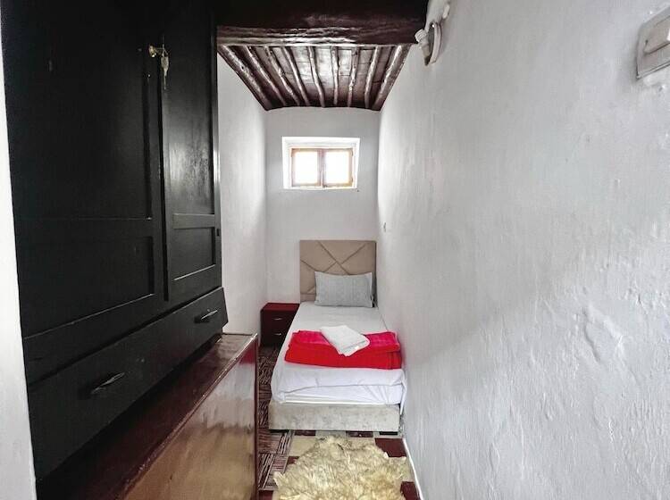 פנסיון Dar Yamna