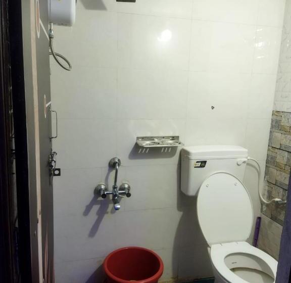 ペンション Karthik Family Guest House