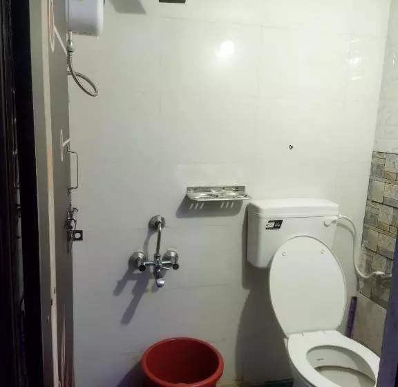 ペンション Karthik Family Guest House