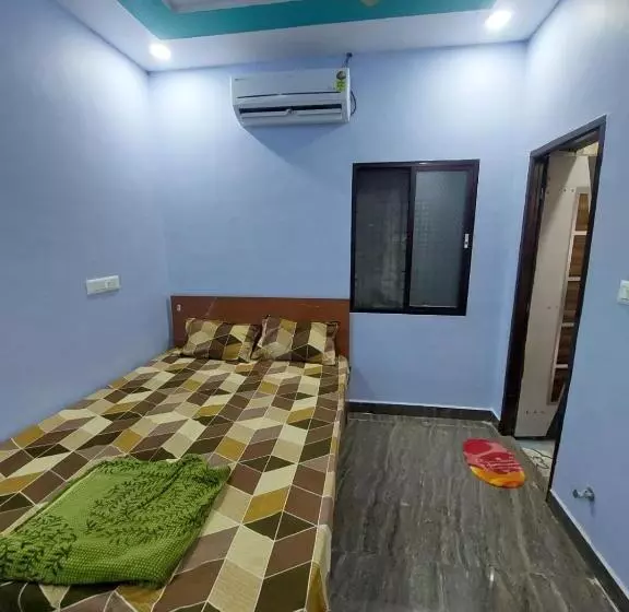 ペンション Karthik Family Guest House