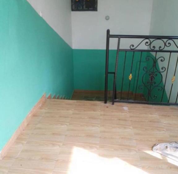 پانسیون Ngome Lounge