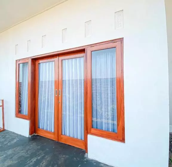 ペンション Turtle House Surf & Stay