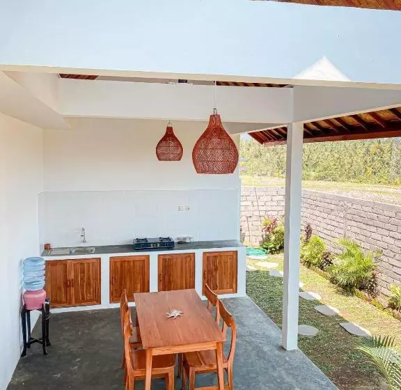 ペンション Turtle House Surf & Stay