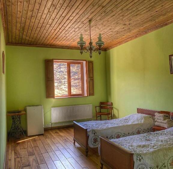 بنسيون Vahanatun