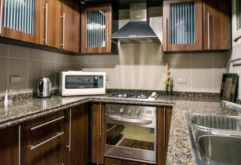 شقة فندقية ساحرة مع اطلالة بانوراميه على البحر