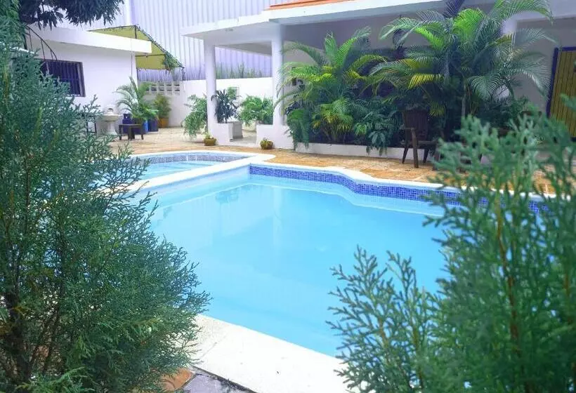 تختخواب و صبحانه Acogedora Habitación Bed&bfast @drvacationsrental