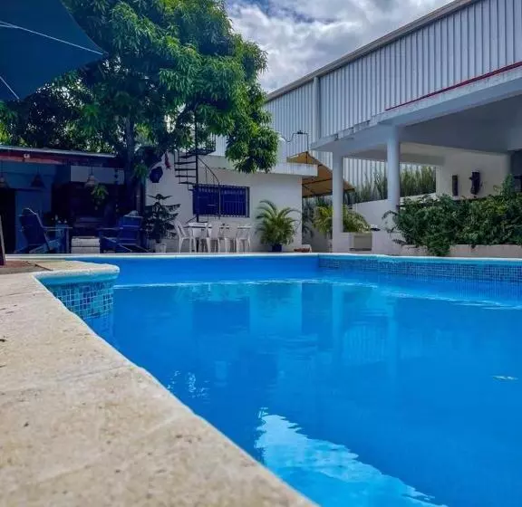 تختخواب و صبحانه Acogedora Habitación Bed&bfast @drvacationsrental