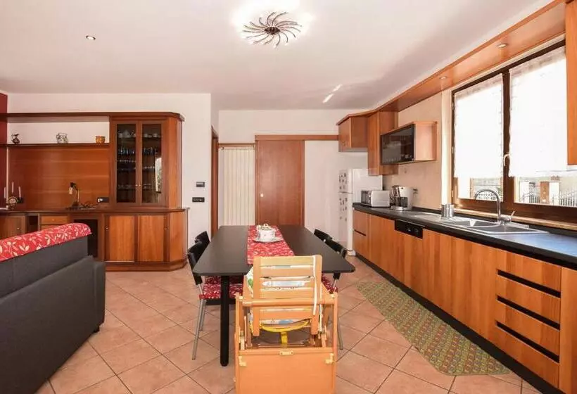 Aamiaismajoitus (B&B) Blackwoodhome