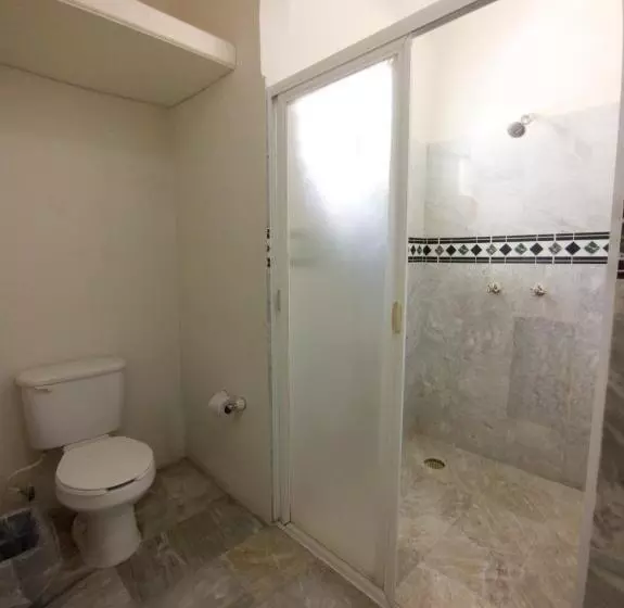 Aamiaismajoitus (B&B) Casa Tzunun Airport Junior Suite