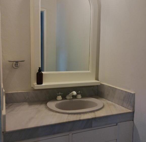 تختخواب و صبحانه Casa Tzunun Airport Junior Suite