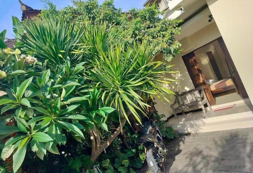 Bed and Breakfast Villa Layang Bulan