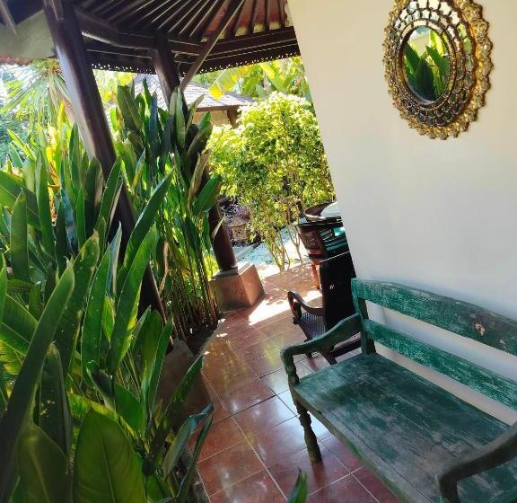 Bed and Breakfast Villa Layang Bulan