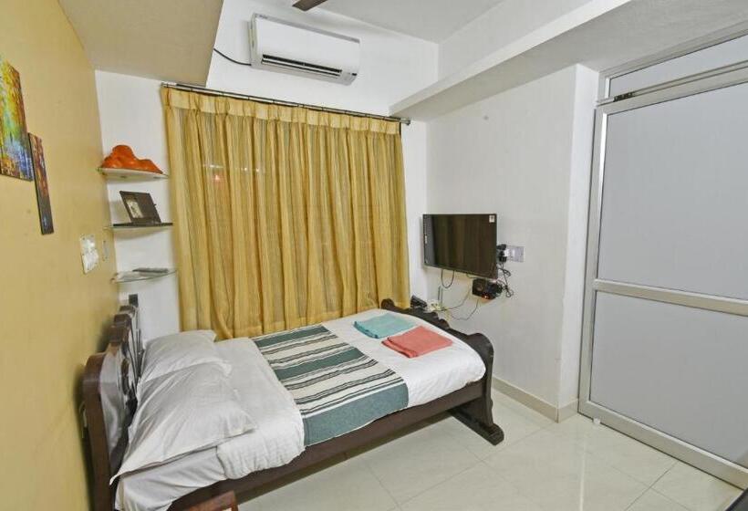 هتل Coral Home Stay