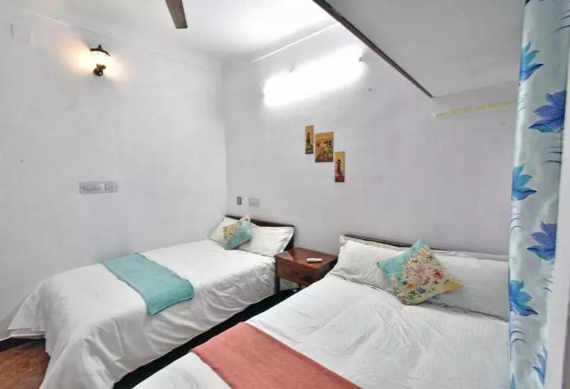 ホテル Coral Home Stay