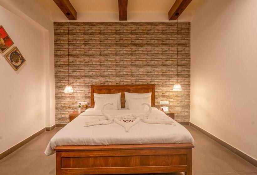 בית מלון כפרי Eko Resort Vanya   Jim Corbett