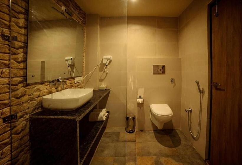 בית מלון כפרי Eko Resort Vanya   Jim Corbett